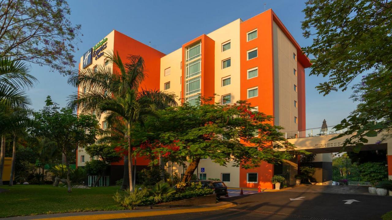 Holiday Inn Express & Suites Cuernavaca By Ihg Exterior photo