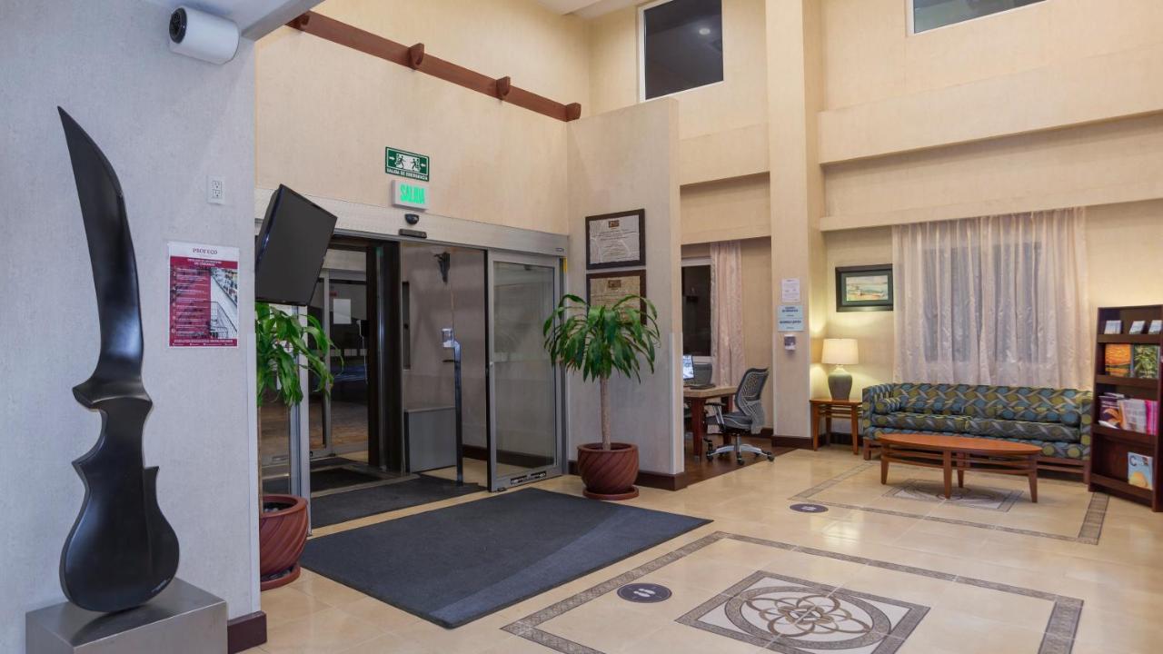 Holiday Inn Express & Suites Cuernavaca By Ihg Exterior photo
