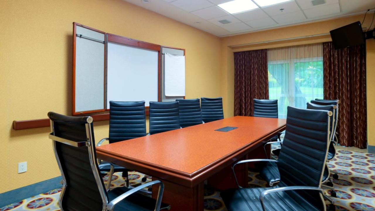 Holiday Inn Express & Suites Cuernavaca By Ihg Exterior photo