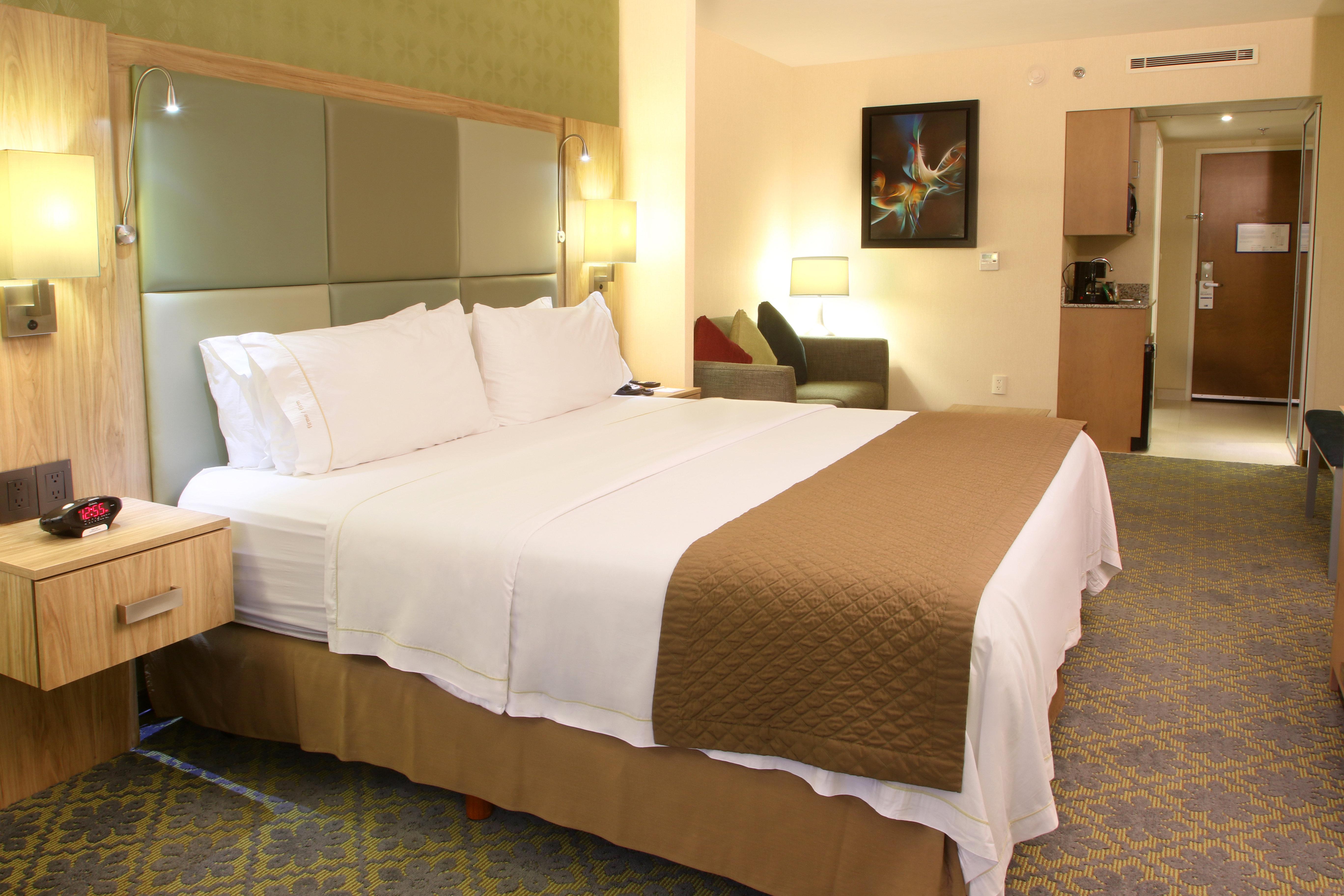 Holiday Inn Express & Suites Cuernavaca By Ihg Exterior photo