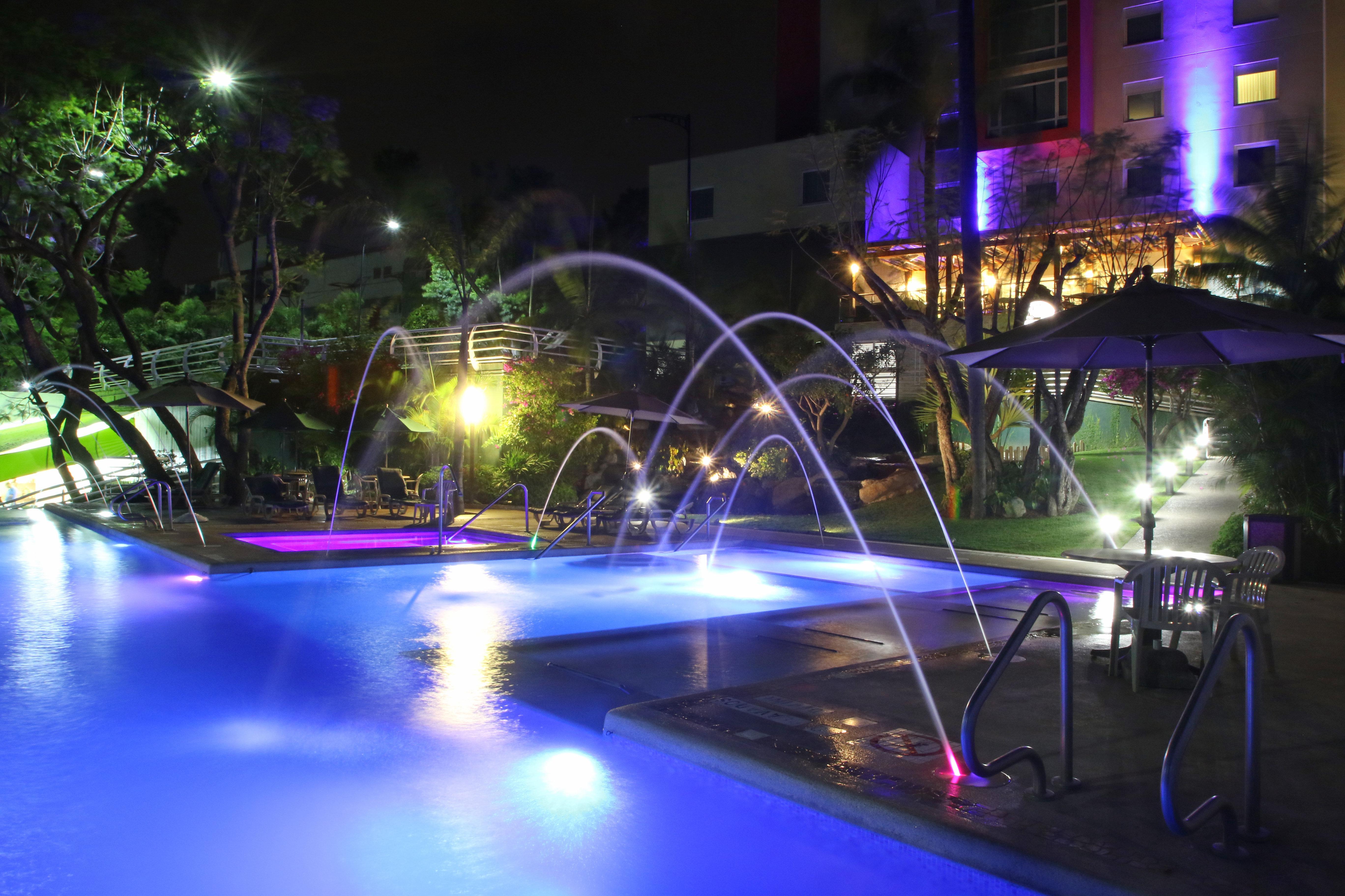 Holiday Inn Express & Suites Cuernavaca By Ihg Exterior photo