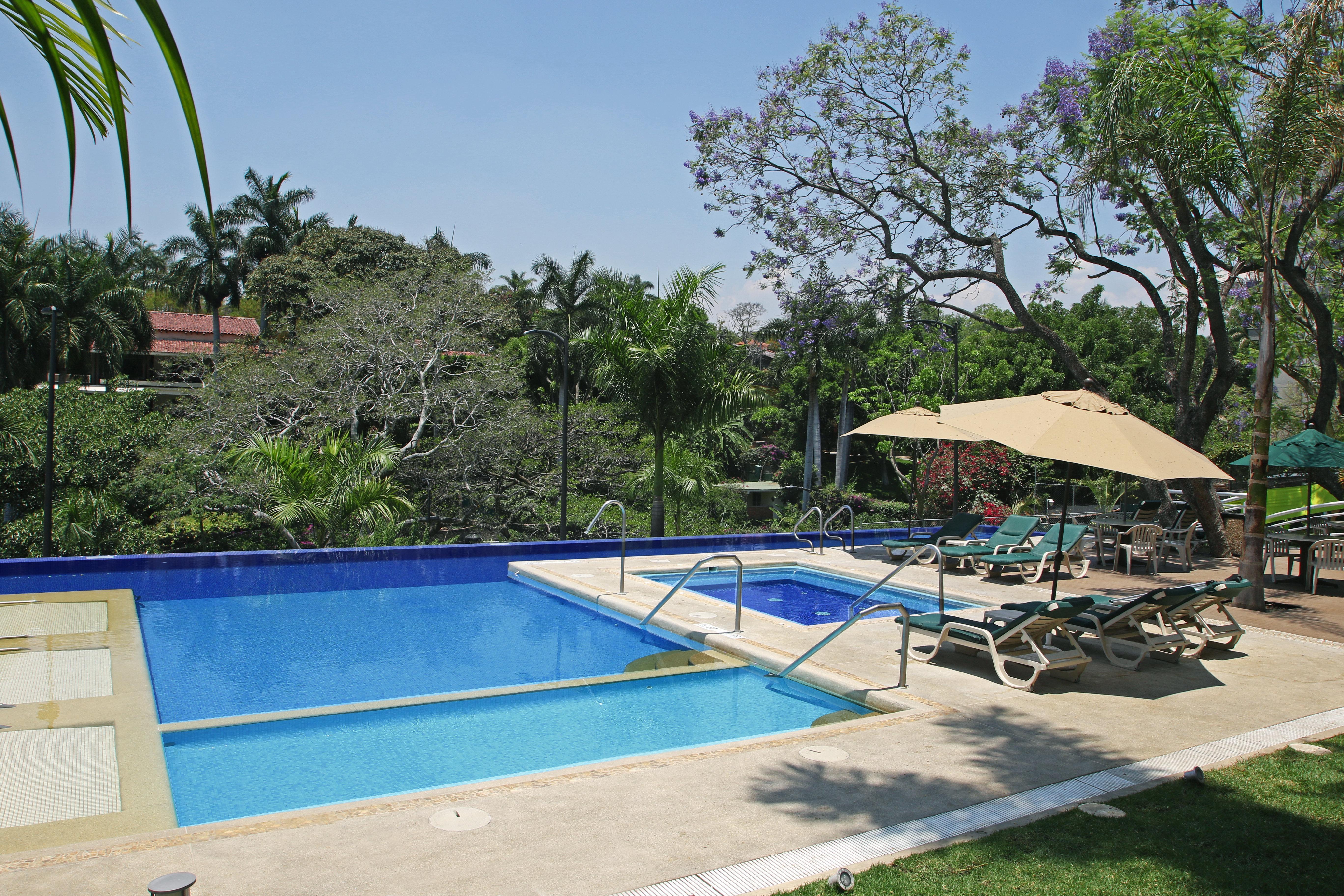 Holiday Inn Express & Suites Cuernavaca By Ihg Exterior photo